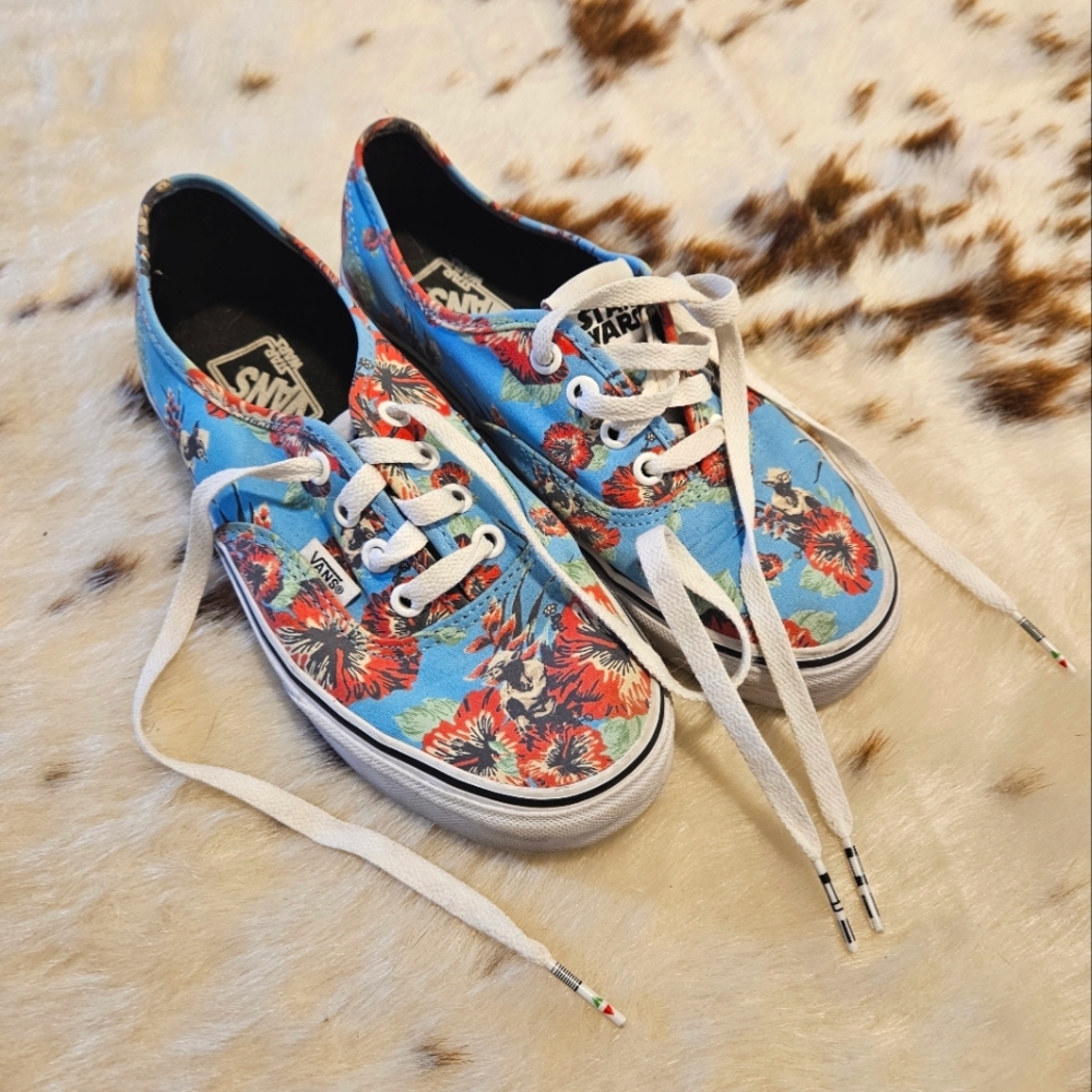 Star Wars x Vans Yoda Aloha Shoes 6.5 Womens